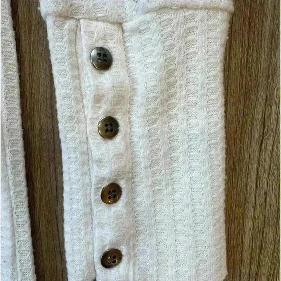 CHASER (ANTHROPOLOGIE brand) boho cream waffle Knit LS Shirt button-up cuff cozy - Picture 10 of 10